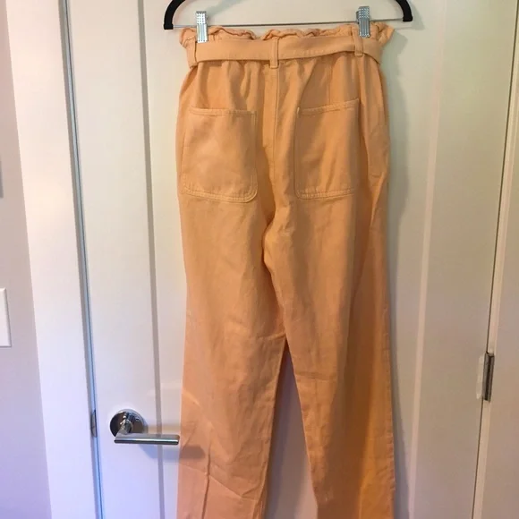 Ann Taylor LOFT Peach-Toned Paperbag Pull On Jeans Size M - Picture 2 of 5